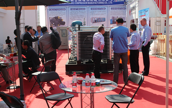 聯(lián)合一直在努力-2014國(guó)際天然氣汽車(chē)、加氣站設(shè)備展會(huì)